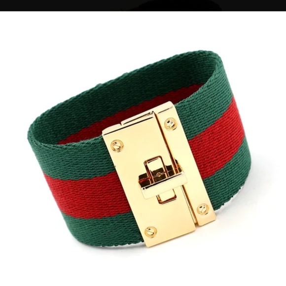 SALE Beautiful bracelet 😍 - Picture 2 of 2